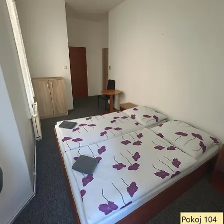 Stayinn V Centru Ostravy Острава