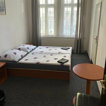 Stayinn V Centru Ostravy Острава