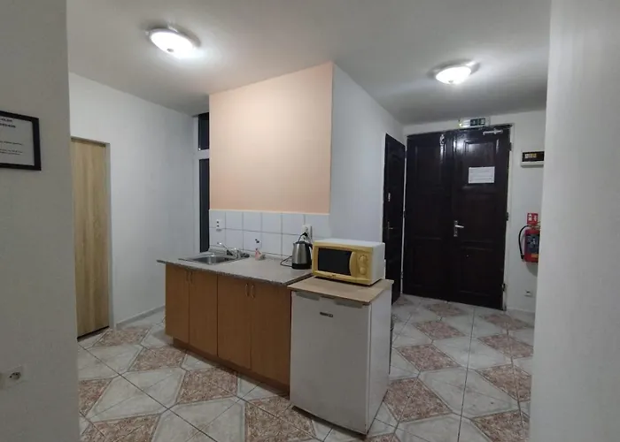 Stayinn V Centru Ostravy Гостьовий будинок 3*